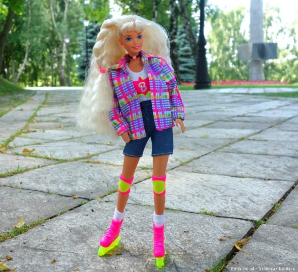 In-line Skating Barbie 1995