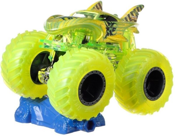 Hot Wheels Monster Truck Shark wreak