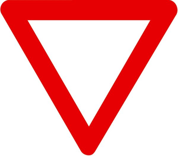 Знак Уступи дорогу 2.4