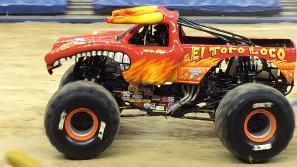 Монстр трак el Toro Loco
