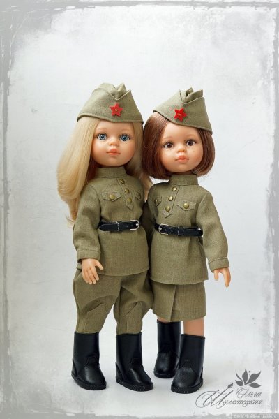 Кукла Паола Рейна военный костюм