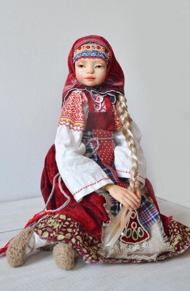 Кукла в русском народном костюме