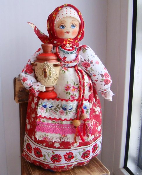 Народная кукла