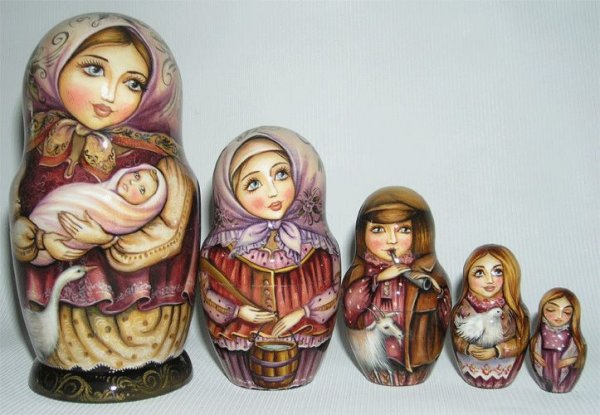 Красивые современные Матрёшки