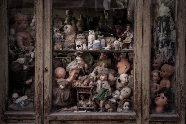 Старые страшные игрушки