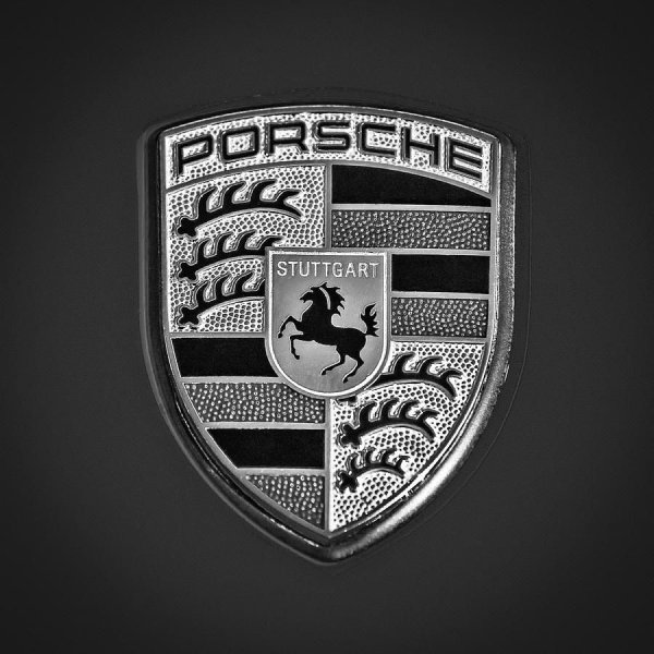 Порше Кайен знак