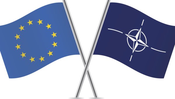 Флаг европейского Союза и НАТО