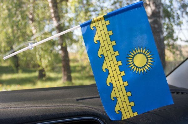 Флажок на палочке в машину