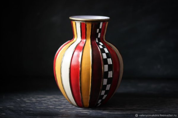 Полосатая ваза